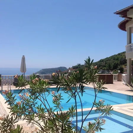 Heavenly With Amazing Views .alanya Is An Amazing Town .many Speak Engl