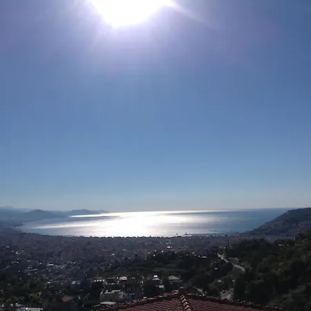 Heavenly With Amazing Views .alanya Is An Amazing Town .many Speak Engl